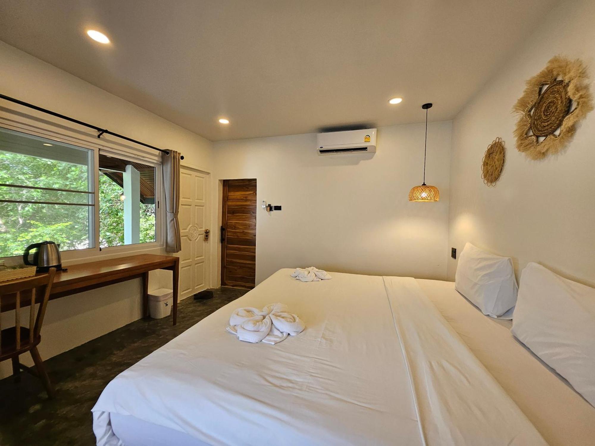 Phangan Utopia Resort Mehaad Kültér fotó